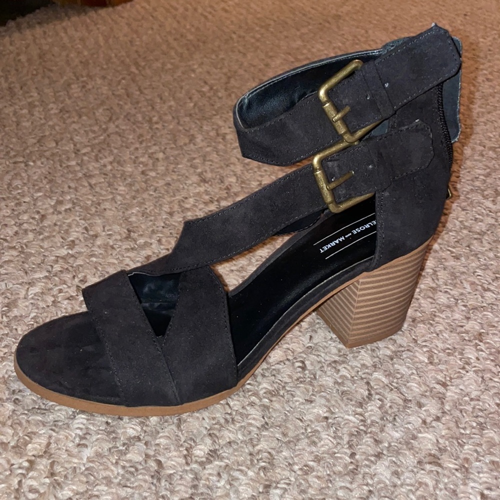 Melrose market black suede block heel size 7.5